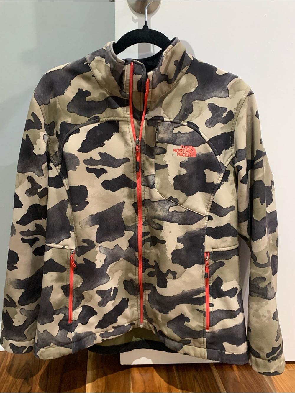 The North Face Green Camo Black Beige Full Zip-Up Jacket Women's XL Fleece lined